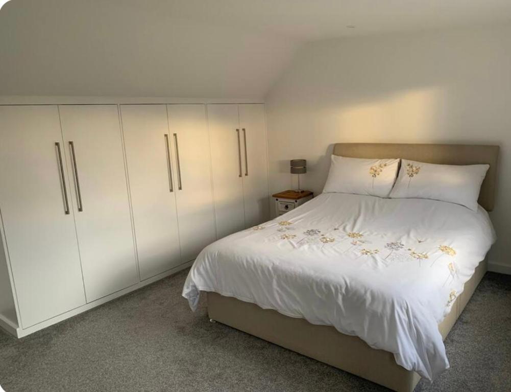 1 Bedroom Self Contained Separate Annexe In Exeter Ide Екстериор снимка