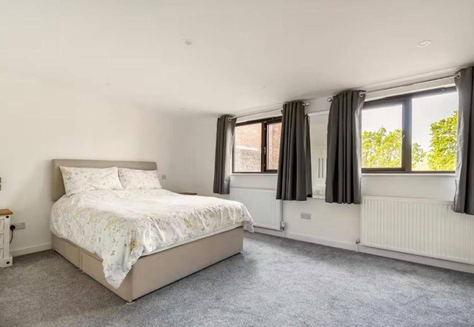 1 Bedroom Self Contained Separate Annexe In Exeter Ide Екстериор снимка